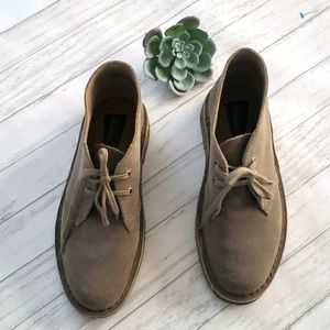 CLARK's Original Tan Suede DESERT Ankle Boots, Size 5 1/2